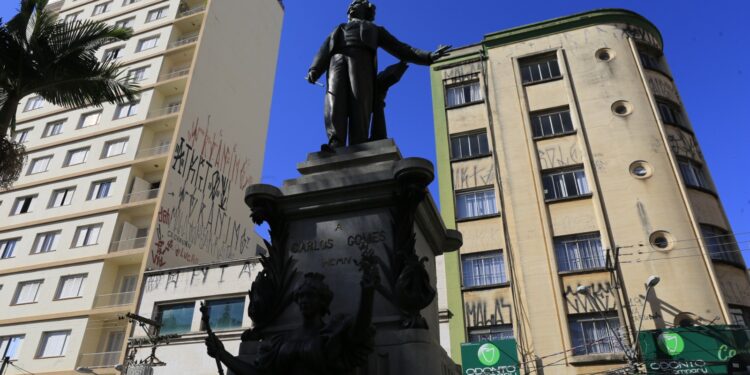 Campinas 249 anos: imagens da história, lugares e cores da metrópole