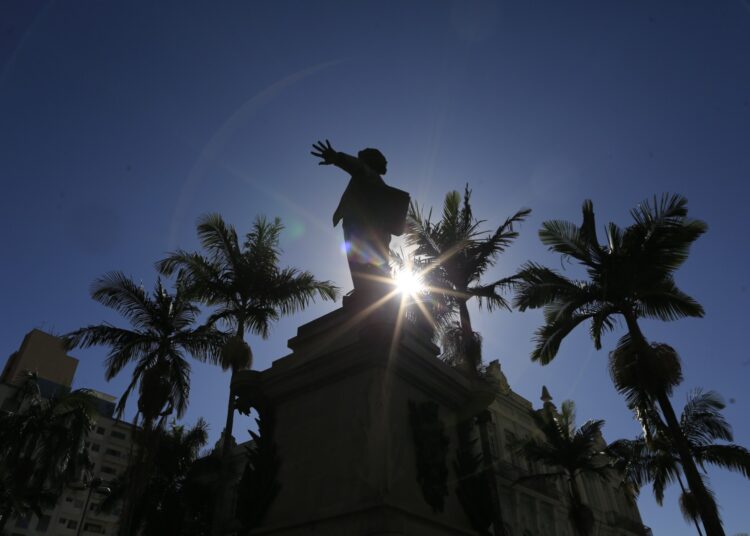 Campinas 249 anos: imagens da história, lugares e cores da metrópole