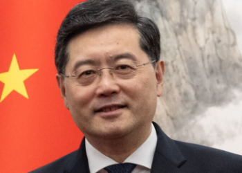 Qin Gang, de 57 anos, tinha sido nomeado ministro dos Negócios Estrangeiros em dezembro passado - Foto: Wikipedia