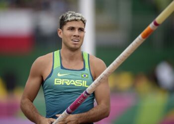 Thiago Braz conquistou o ouro olímpico na prova do salto com vara nos Jogos de 2016, no Rio. Foto: Alexandre Loureiro/COB