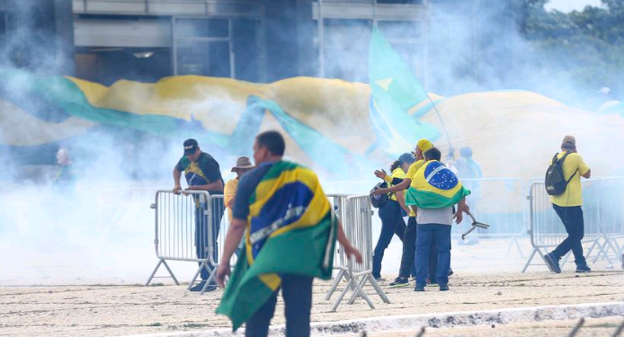 O militar aparece em vídeos durante atos golpistas de janeiro, em Brasília - Foto: Marcelo Camargo/Agência Brasil