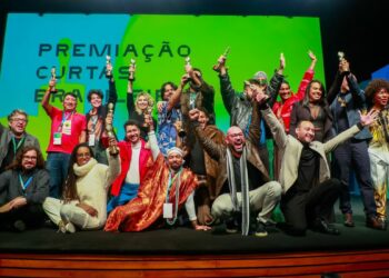 Premiação do 51º Festival de Cinema de Gramado no palco do Palácio dos Festivais. Foto: Edison Vara/Divulgação
