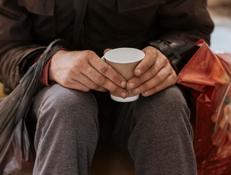 IBGE: apesar da queda acentuada da pobreza, desigualdades se mantêm