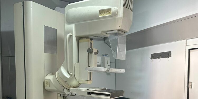 Apenas as mulheres previamente agendadas serão atendidas pelo ônibus da mamografia. Foto: Divulgação