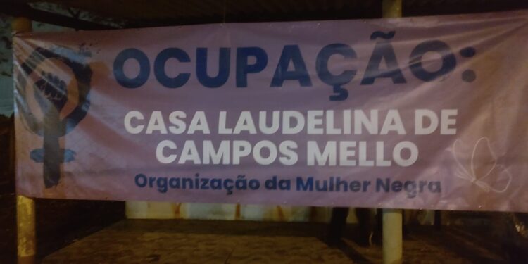 De acordo com uma das porta-vozes do movimento, a própria comunidade da Vila Padre Anchieta apoia a ocupação - Foto: Divulgação