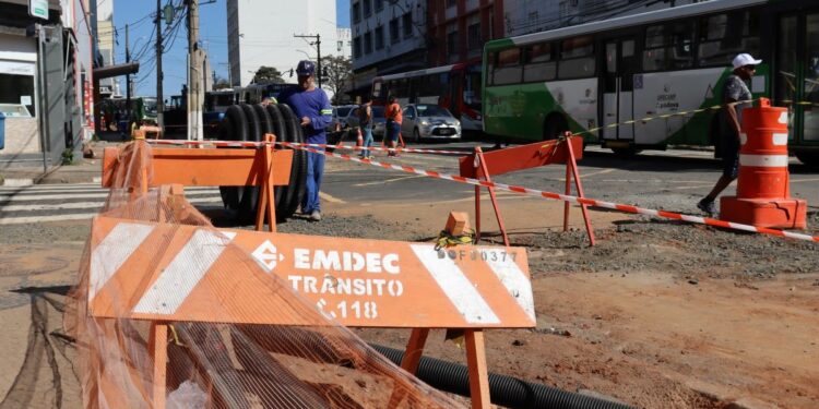 Linhas de ônibus mudam local de parada na Campos Sales a partir desta sexta