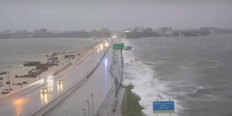 O Idalia chegou Pa Flórida como furacão e agora avança na condição de tempestade. Foto: Reprodução