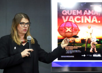 A diretora do Departamento de Vigilância em Saúde de Campinas, Andrea Von Zuben. "Cada vacina importa" - Foto: Fernanda Sunega/Divulgação