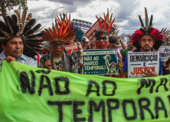 Protesto de povos indígenas em Brasília: placar está 4 a 2 contra tese defendida por proprietários de terras - Foto: Antônio Cruz/Agência Brasil