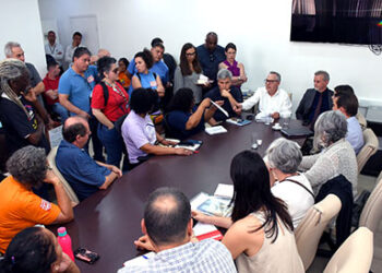 STU entregou à Reitoria da Unicamp uma pauta com quatro propostas. Foto: Antoninho Perri/Unicamp/Divulgação
