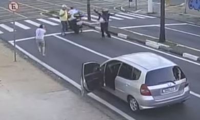 Vídeo mostra PM de folga rendendo ladrões e evitando assalto em Campinas