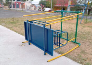Vandalismo atinge parque inclusivo que nem havia sido inaugurado