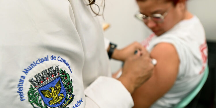 Será possível atualizar a carteira de vacinação. Foto: Arquivo/PMC