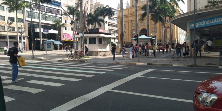 Campinas debate construção de banheiros em espaços públicos