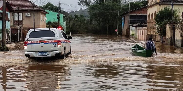 Ciclone deixou 39 cidades com o serviço de telefonia móvel afetado Foto: Defesa Civil/RS