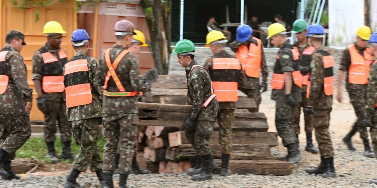 Exército dará apoio no transporte dos donativos Foto: Carlos Bassan/Arquivo PMC