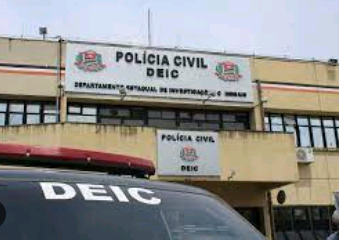 Polícia fecha estúdio e apreende 12 mil CDs falsificados em Campinas