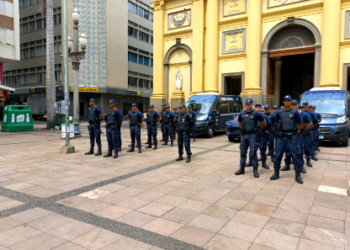 Corporação intensificou o patrulhamento a pé pela área central com 66 novos guardas municipais - Foto: Divulgação GM