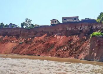 A região foi afetada pelo fenômeno de "terras caídas" Foto: Prefeitura de Beruri/Divulgação