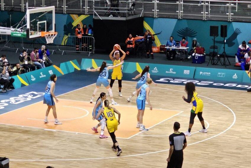 Basquete feminino faz final contra a Colômbia - Hora Campinas