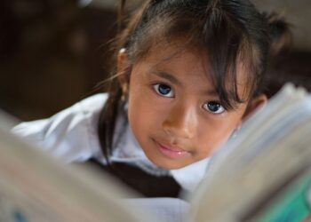 Cidades designadas como Capital Mundial de Livro da Unesco comprometem-se em promover livros e leitura para todas as idades. Foto: ©UNICEF/Cambodia/Todd Brown