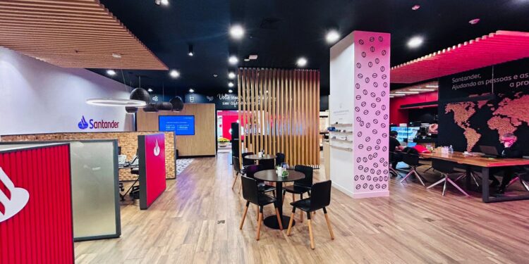 Work/Café do Santander no Iguatemi recebe empresários para debater Lei Geral de Proteção de Dados