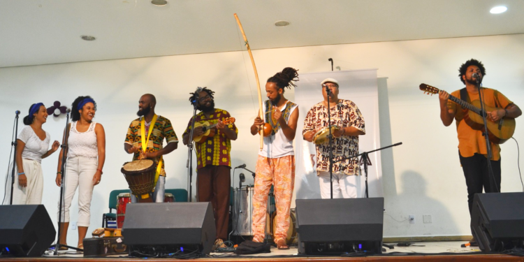 Entre Malungos apresenta nesta quinta-feira o espetáculo “Semba – a matriz africana do samba” - Foto: Divulgação