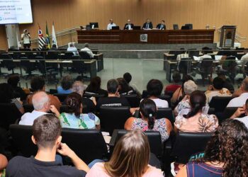 Audiência pública aconteceu na sexta-feira; orçamento previsto para 2024 é de R$ 9,3 bilhões Foto: Câmara Municipal de Campinas