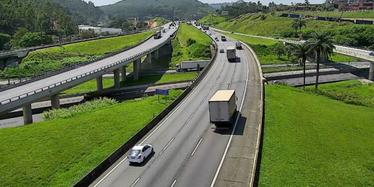 Ssistema Anhanguera-Bandeirantes prevê a passagem de 1,091 milhão de veículos durante o feriado. Foto: Divulgação