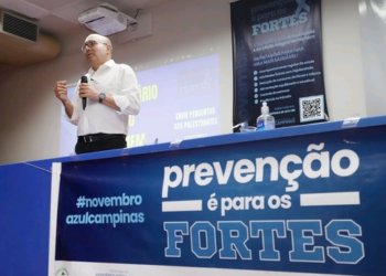 O prefeito de Campinas, Dário Saadi, fala durante seminário do Novembro Azul: boletim com dados sobre a saúde dos homens - Foto: Fernanda Sunega/PMC