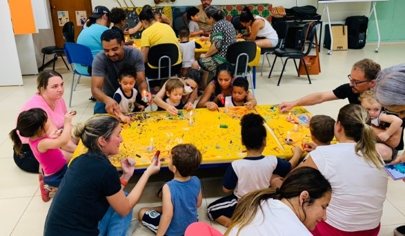 Arte africana reúne pais e alunos em Centro de Educação em Barão Geraldo
