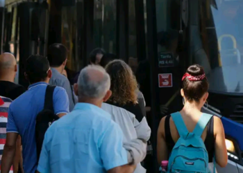 Capital paulista anuncia passe livre nos ônibus aos domingos
