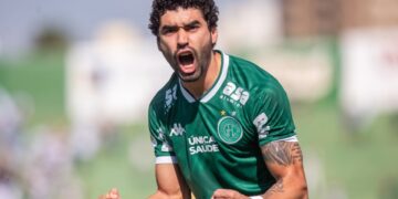 Bruno Mendes assinou novo vínculo de empréstimo, desta vez até o encerramento da temporada 2024. Foto: Thomaz Marostegan/Guarani FC