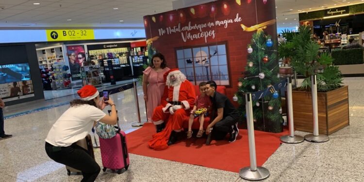 Papai Noel receberá os passageiros no Aeroporto de Viracopos. Foto: Divulgação