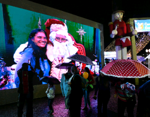 Outras atrações são a Vila do Papai Noel, a iluminação especial no Centro e o Acampamento dos Escoteiros - Foto: Carlos Bassan/PMC