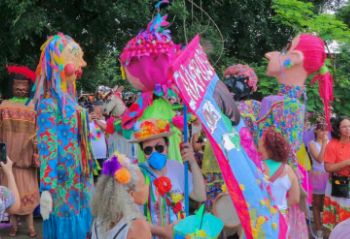 Carnaval de rua de Campinas é animado pelos blocos e os foliões - Foto: Firmino Piton/PMC