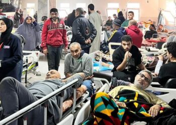 Equipe da OMS participou em uma missão conjunta da ONU ao Hospital Al-Shifa, no norte de Gaza, no dia 16 de dezembro, para entregar suprimentos de saúde e avaliar a situação nas instalações. Foto: OMS/Divulgação
