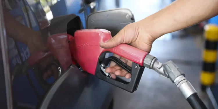 Os preços da gasolina e do gás de cozinha serão mantidos. Foto: José Cruz/Agência Brasil