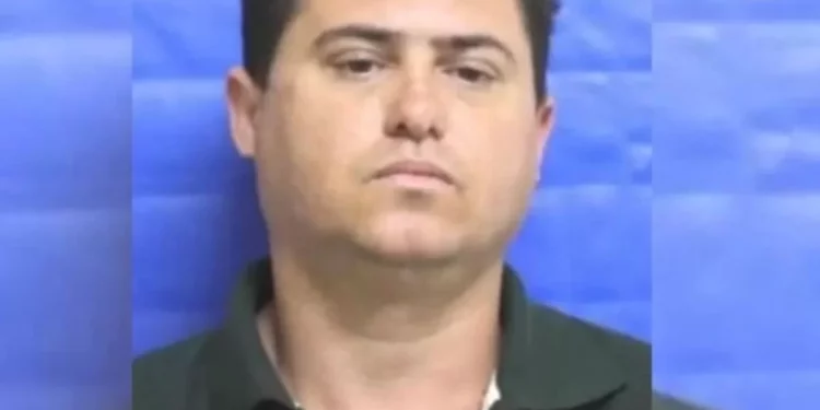 Após se entregar, miliciano mais procurado do Rio é transferido para Bangu 1