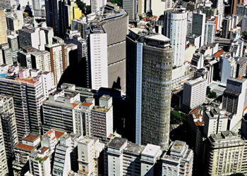 Cidade oferece oportunidades mas, conforme pesquisa, maioria dos moradores quer mudar - Foto: Agência Brasil/Arquivo