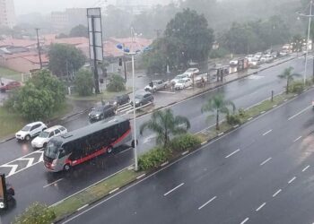 Região de Campinas recebe alerta da Defesa Civil para ocorrência de fortes chuvas e ventos. Foto: Leandro Ferreira/Hora Campinas