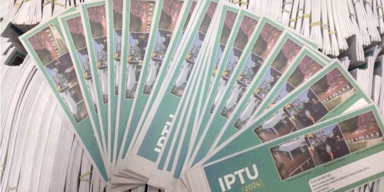 Carnês do IPTU 2024 serão distribuídos casa a casa, segundo a Prefeitura de Pedreira - Foto: Divulgação