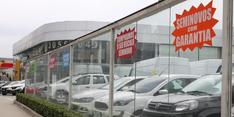 Segundo a Anfavea, as vendas de veículos novos tiveram alta de 11,2% em 2023 Foto: Rovena Rosa/Agência Brasil