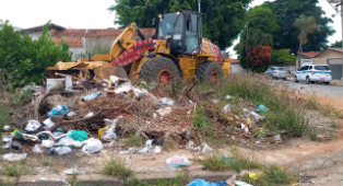 Mais de 1,4 mil toneladas de resíduos descartados irregularmente foram recolhidos no sábado - Foto: Divulgação