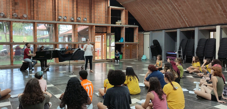 Projeto Canarinhos da Terra oferece aulas gratuitas de coral para crianças e jovens