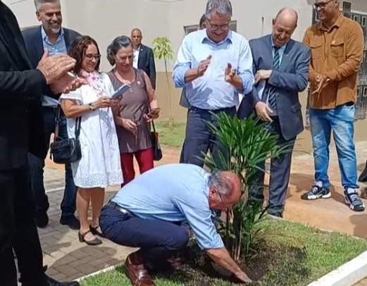 Vice-presidente Geraldo Alckmin entrega 144 apartamentos em Santo Antônio de Posse