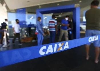A Caixa está preenchendo vagas para técnico bancário novo e técnico bancário novo em tecnologia Foto: Marcelo Camargo/Agência Brasil