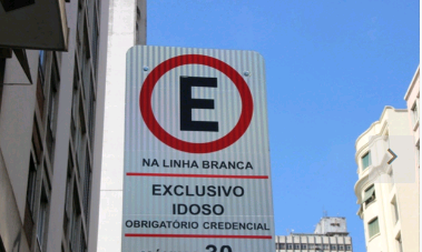 Campinas tem aumento de 20% nas autuações por paradas em vagas exclusivas