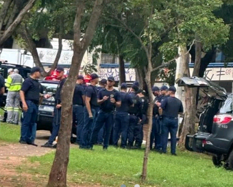 Operação da GM no Centro de Campinas recolhe motos e apreende drogas