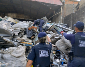 Fiscalização em Campinas faz prisão e apreende fiação de cobre